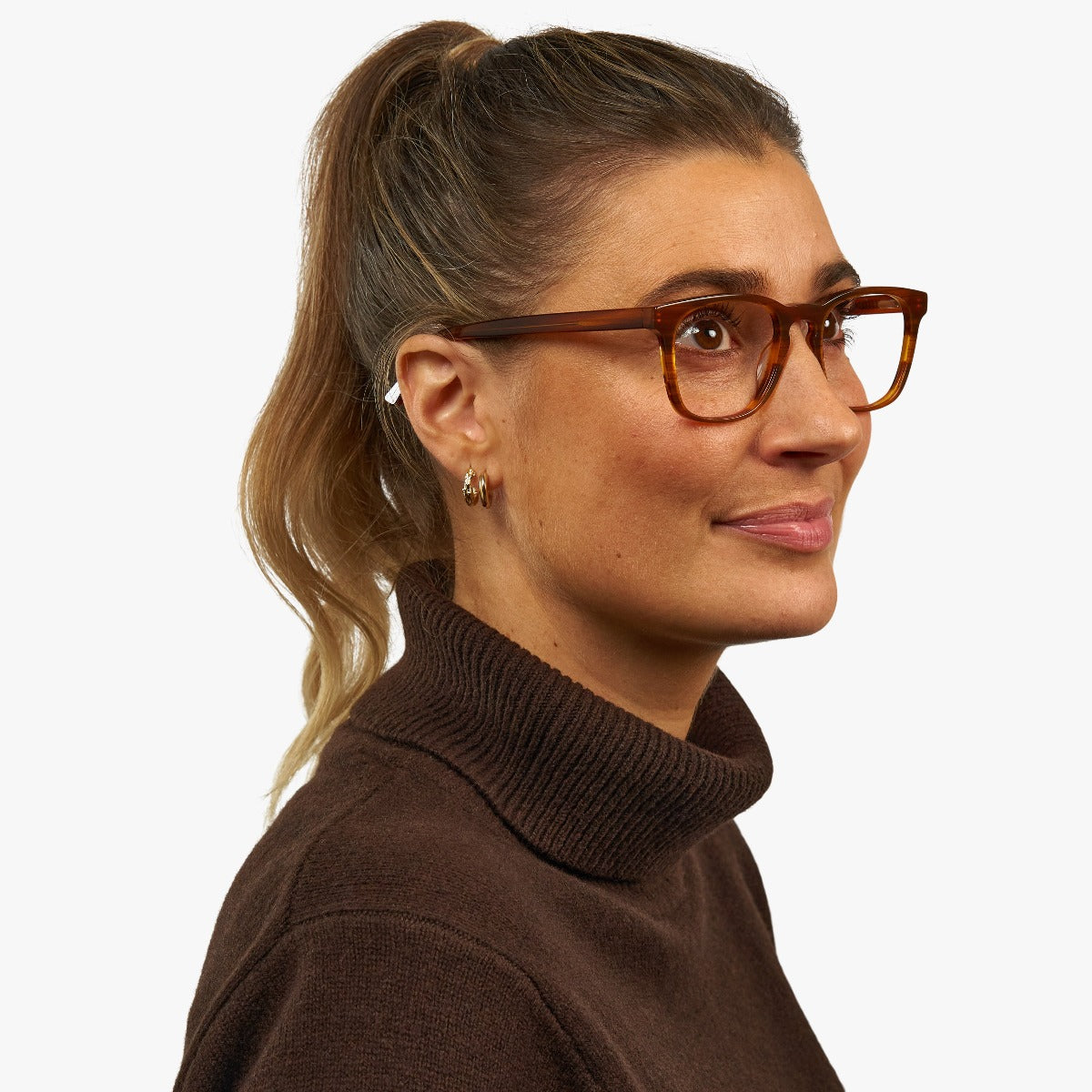 Luxreaders stylish Bornholm Shiny Walnut Blue light glasses. Made from Acetate in a Square shape.