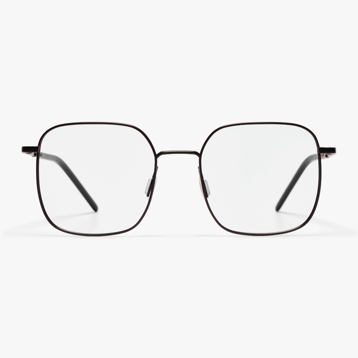 Luxreaders stylish Men's Båstad Black Reading glasses. Made from Titanium in a Round shape.