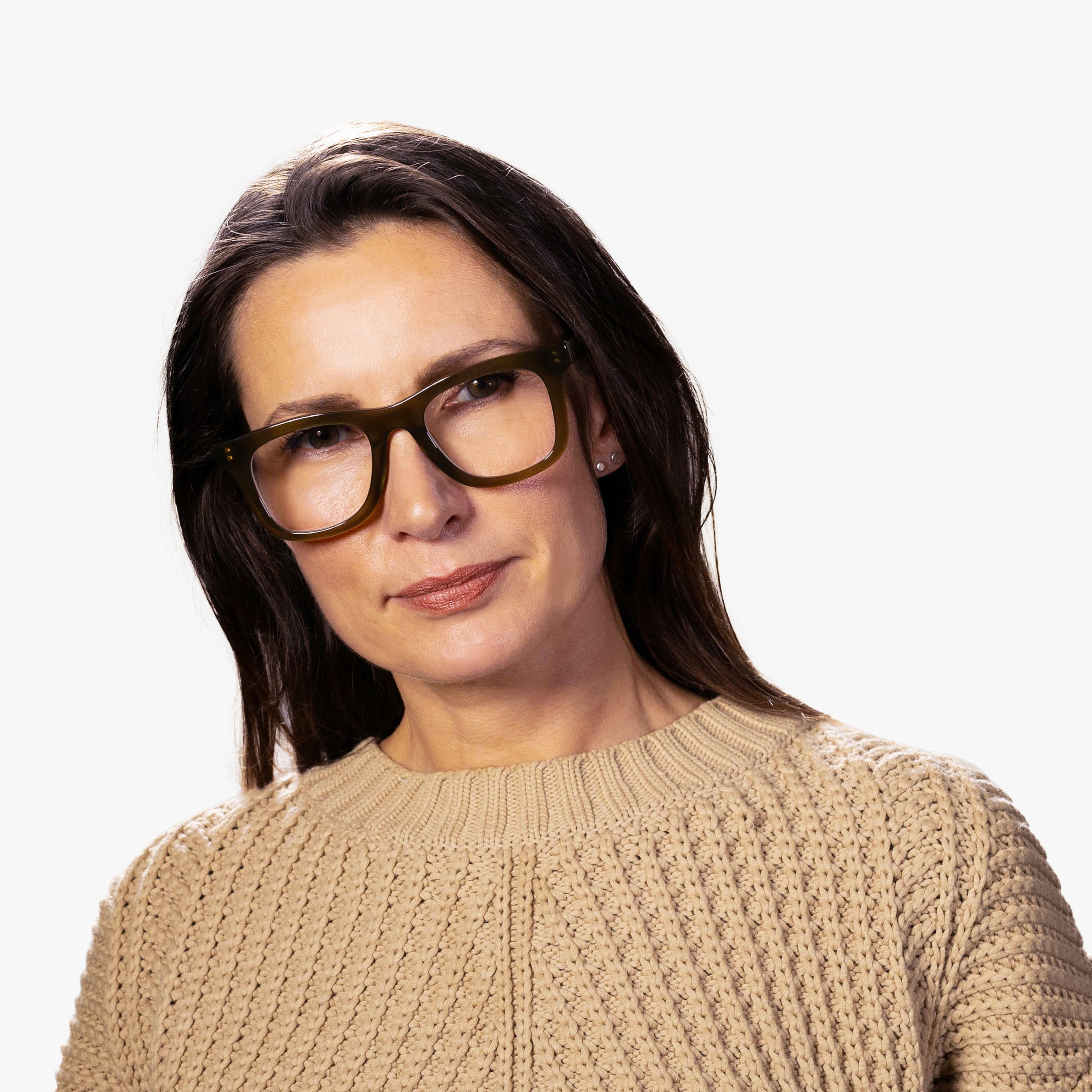 Luxreaders stylish Women's Samsø Shiny Olive Reading glasses. Made from Bio-acetate in a Square shape.