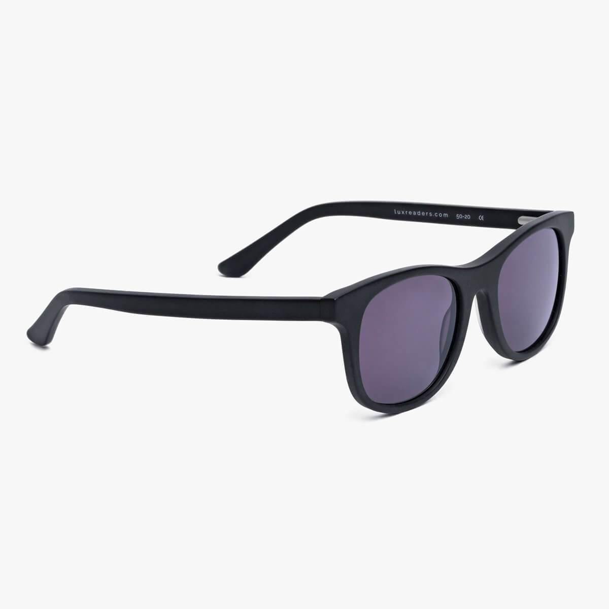 Malmö Black sunglasses with matte black frame and dark lenses