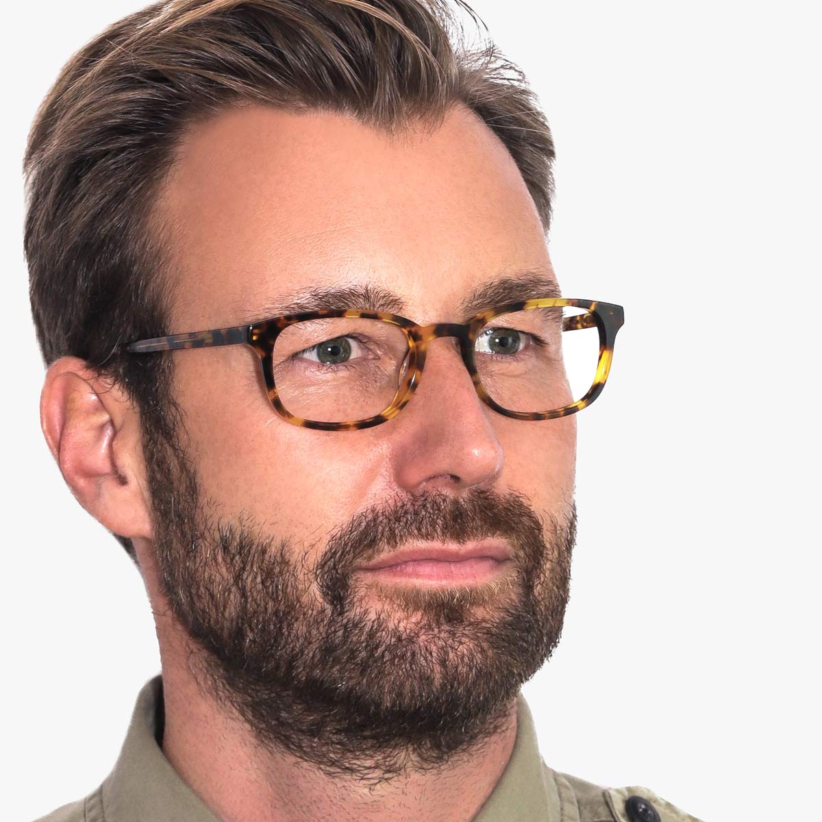mens-devon-light-turtle_reading-glasses_male-model-1.jpg?v=1771428489&width=1200