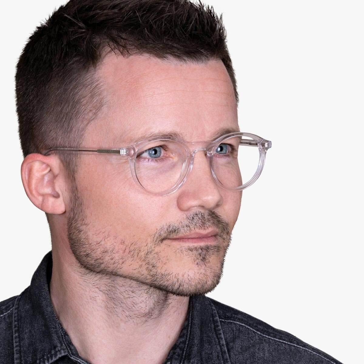 mens-lokken-crystal-white_reading-glasses_male-model-1.jpg?v=1771423499&width=1200