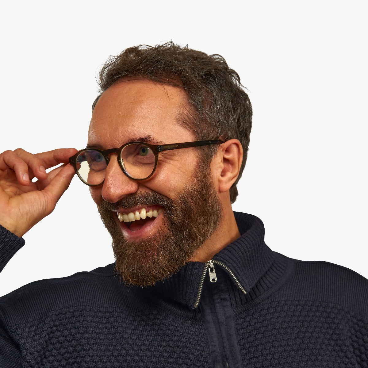 mens-trondheim-shiny-olive_reading-glasses_male-model-1.jpg?v=1771424508&width=1200