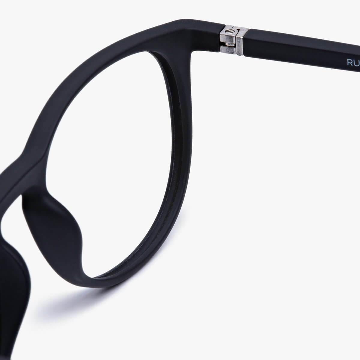 Stockholm Black matte black glasses with sleek frame design